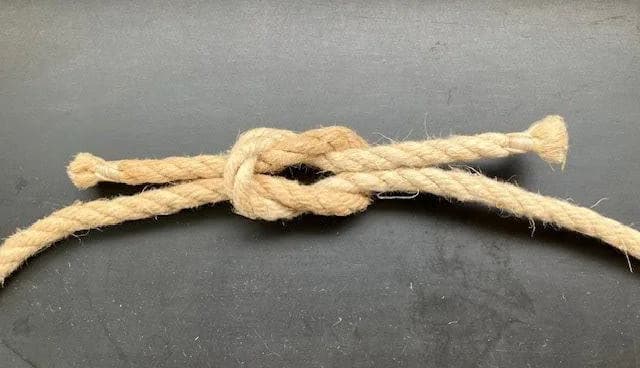 Practical Knot-Tying